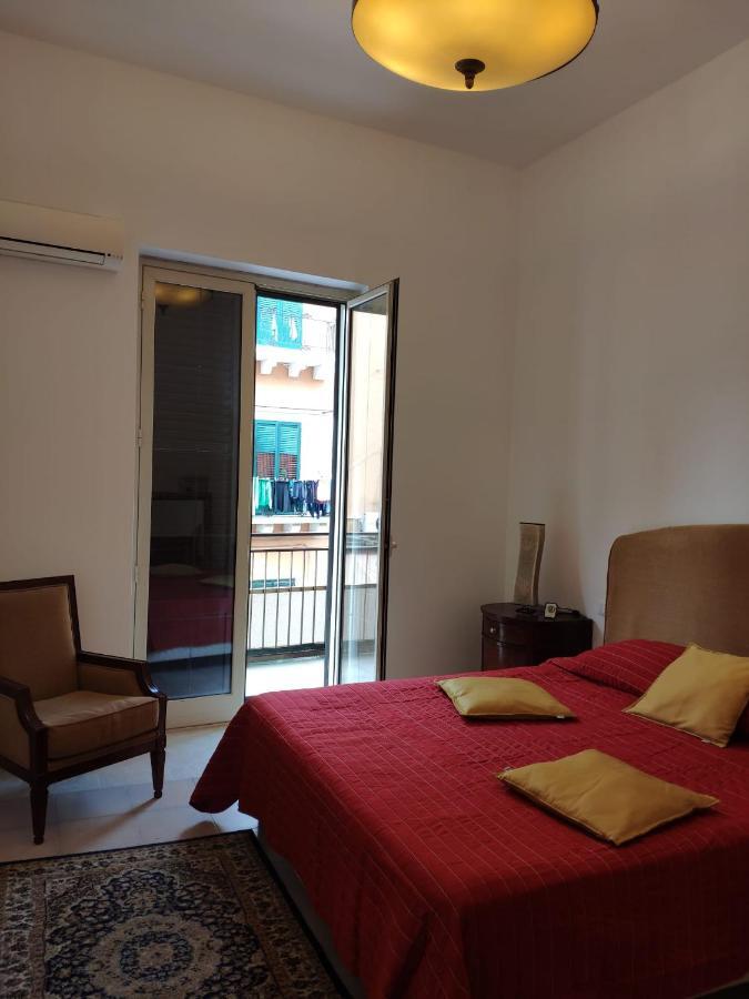 Il Regno Delle Due Sicilie I Apartment ปาแลร์โม ภายนอก รูปภาพ